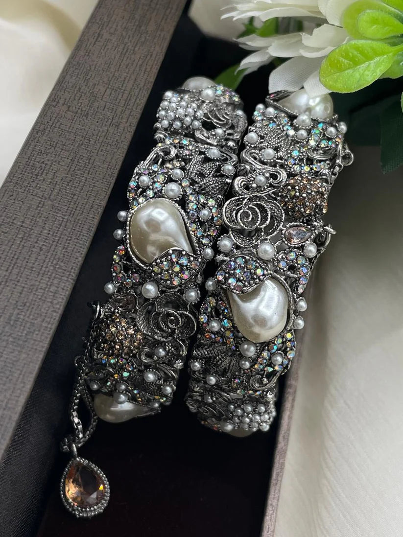 Turkish Victorian Polish Mother Pearl Openable Bangles (pair) -2722- V