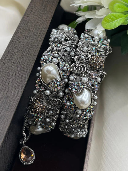 Turkish Victorian Polish Mother Pearl Openable Bangles (pair) -2722- V