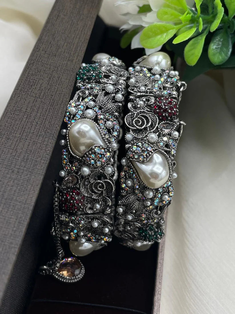 Turkish Victorian Polish Mother Pearl Openable Bangles (pair) -2722- V